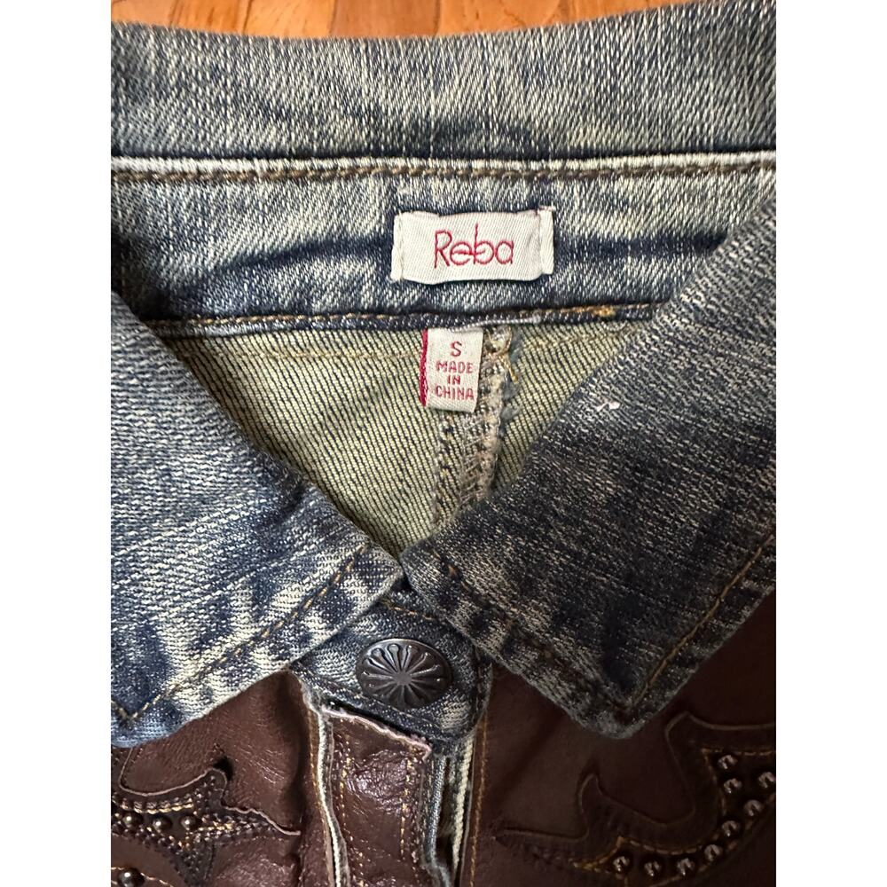 Reba Studded Denim Jacket Genuine Leather Trim Western Style Size Small NWT - Picture 7 of 13